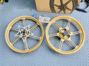 Mâm 4 lổ dĩa có thể độ chế được cho nhiều dòng xe