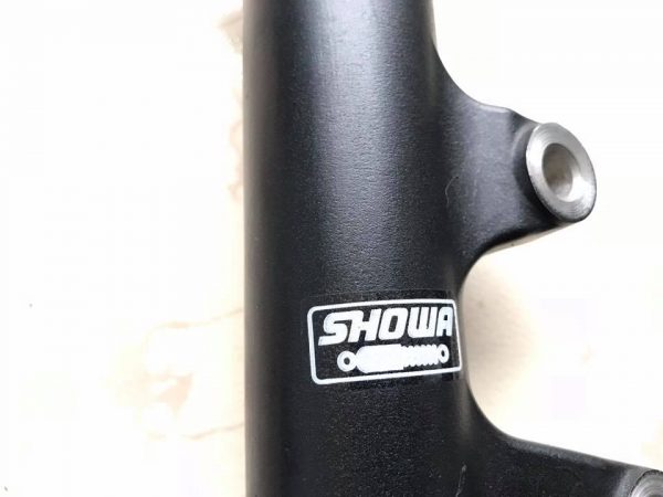Phuộc trước Showa Suzuki Satria Fi - Raider Fi Việt Nam - Raider xăng cơ - Ảnh 3